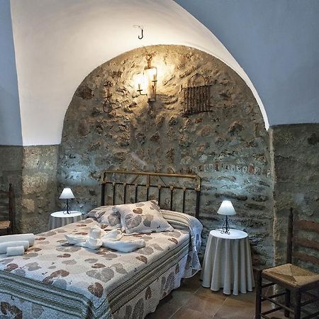 Apartamentos Rurales La Casa De Luis Santa Cruz de la Sierra Zimmer foto